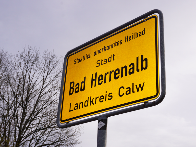 Ortsschild Bad Herrenalb