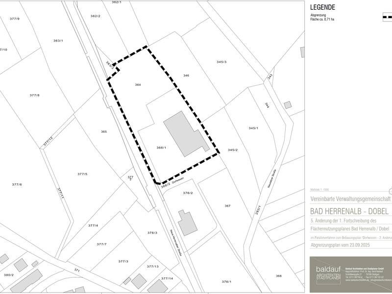 Die Karte zeigt ein abgegrenztes Gebiet in einem Plan über die Flächennutzung von Bad Herrenalb-Dobel mit markierten Grundstücksnummern und Straßennamen.